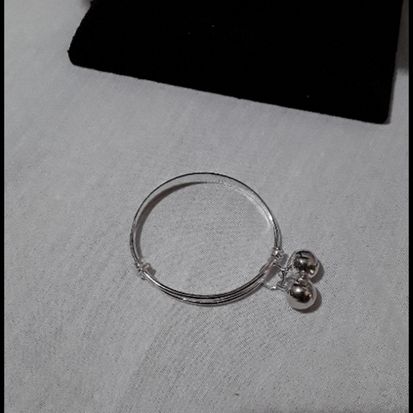 Baby girl Somebody loves me sterling bracelet bell - Picture 2 of 4